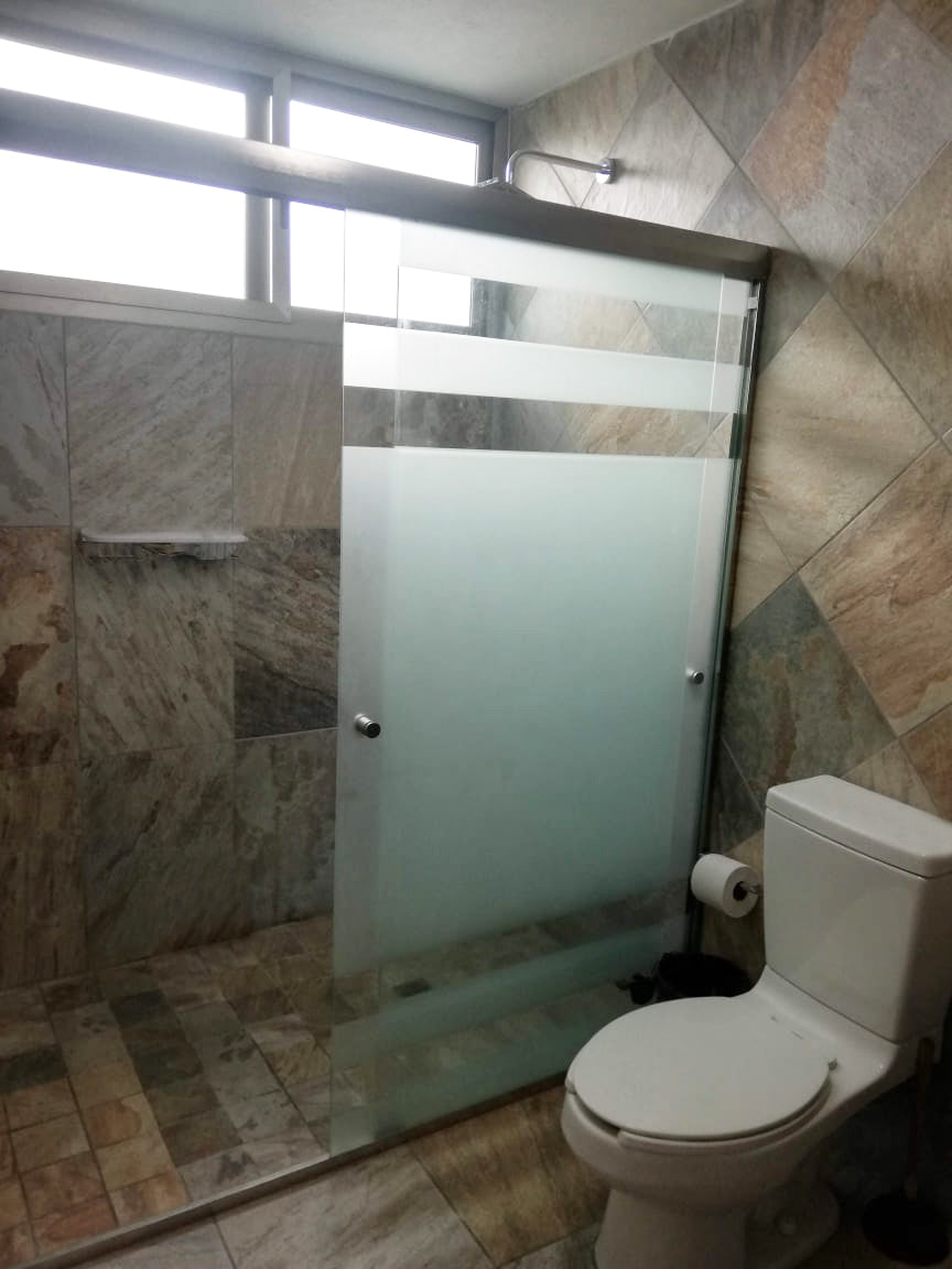 CASA EN VENTA EN 5 DE DICIEMBRE, MORELIA