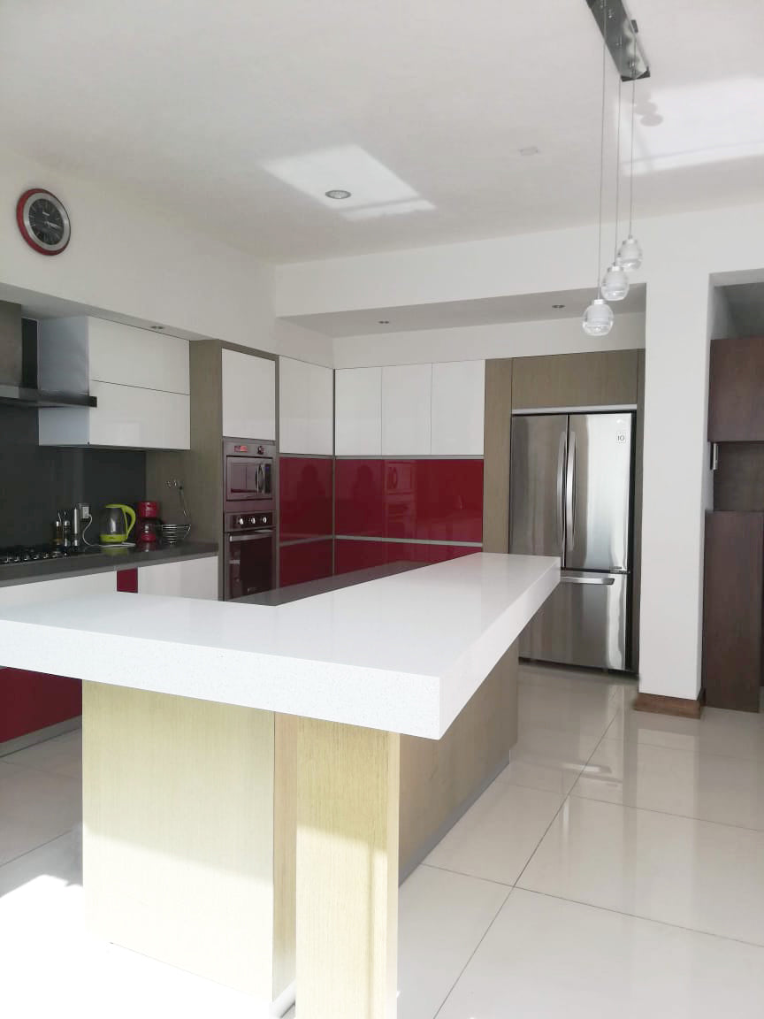 CASA EN VENTA EN 5 DE DICIEMBRE, MORELIA