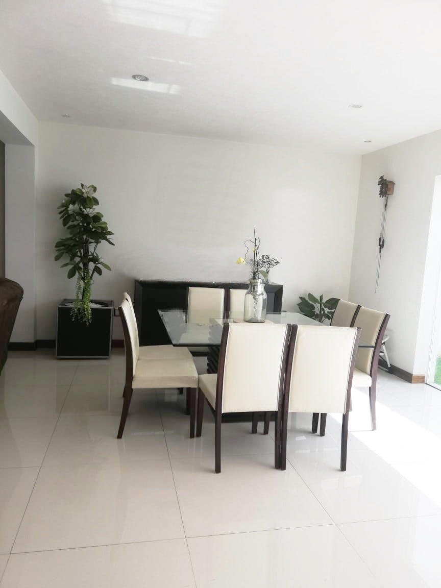 CASA EN VENTA EN 5 DE DICIEMBRE, MORELIA