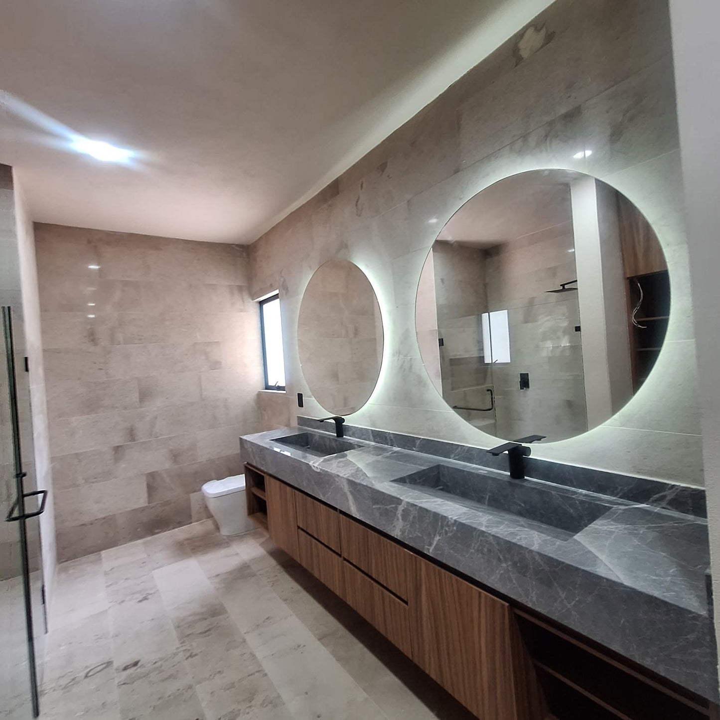 CASA EN VENTA EN CLUB Y DENTRO DEL CAMPO DE GOLF ALTOZANO, MORELIA