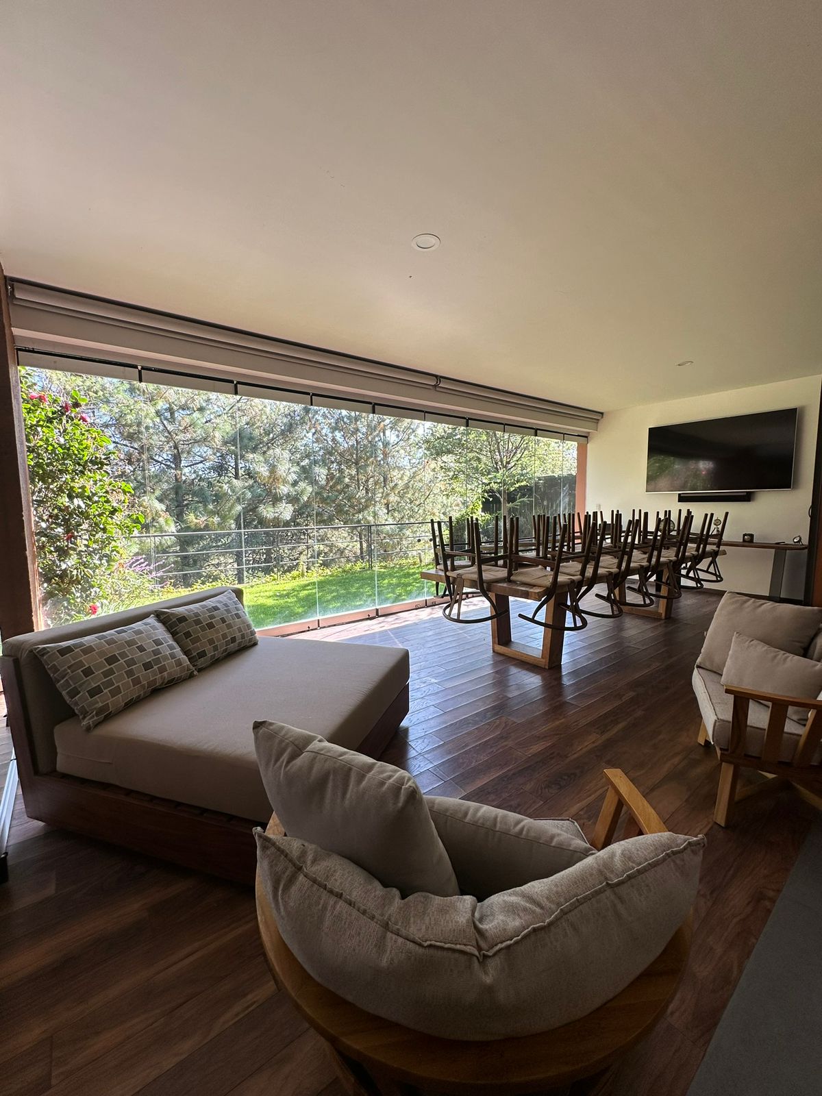 CASA AMUEBLADA EN RENTA EN CLUB Y DENTRO DEL CAMPO DE GOLF ALTOZANO, MORELIA