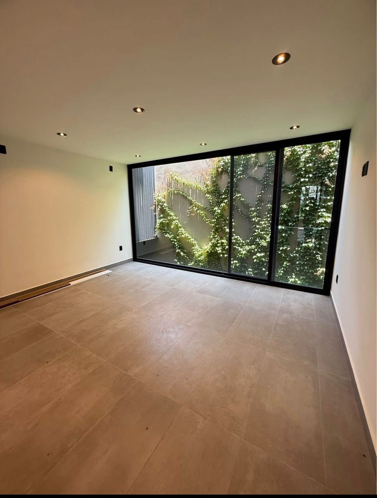 CASA EN VENTA/RENTA EN CLUB Y DENTRO DEL CAMPO DE GOLF ALTOZANO, MORELIA