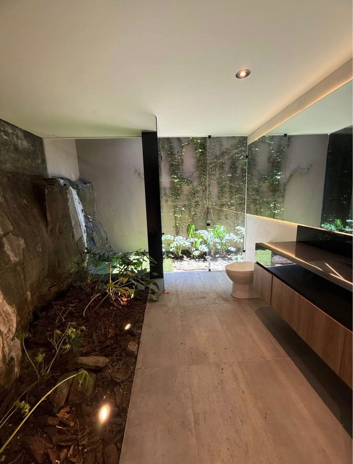 CASA EN VENTA/RENTA EN CLUB Y DENTRO DEL CAMPO DE GOLF ALTOZANO, MORELIA