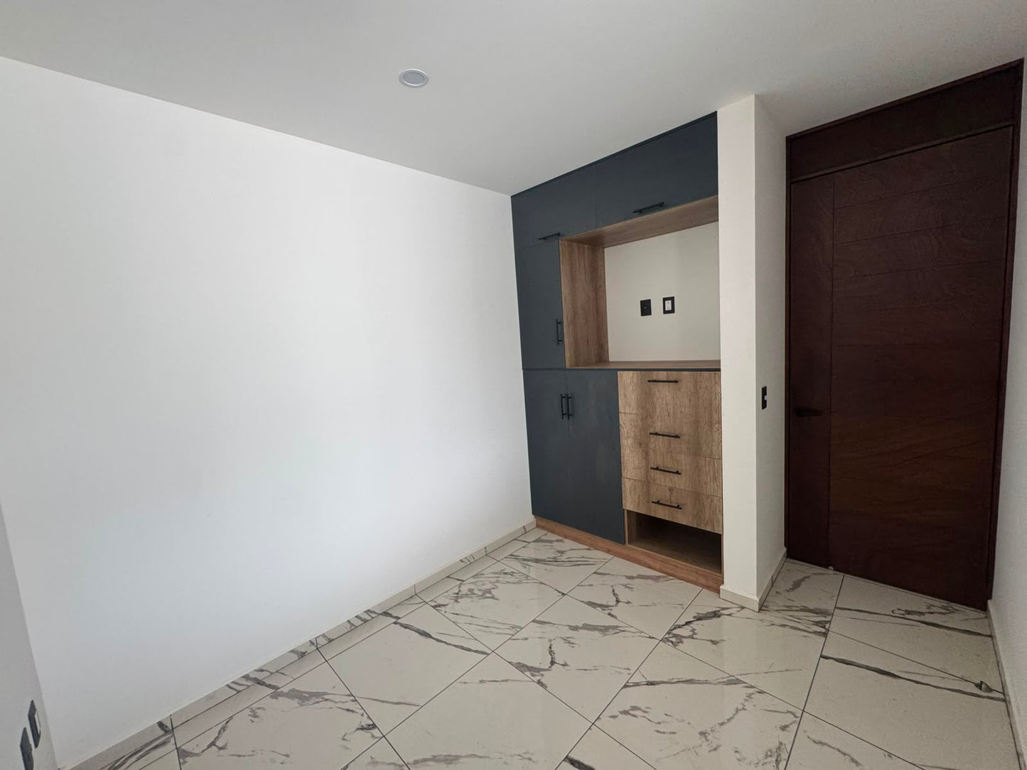 CASA EN VENTA EN LOMALTA TRES MARIAS, MORELIA