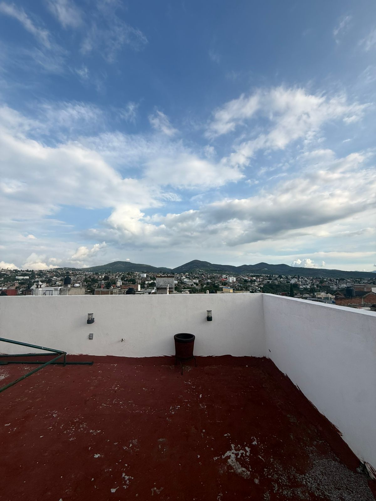 CASA EN VENTA/RENTA EN SANTA MARIA DE GUIDO, MORELIA