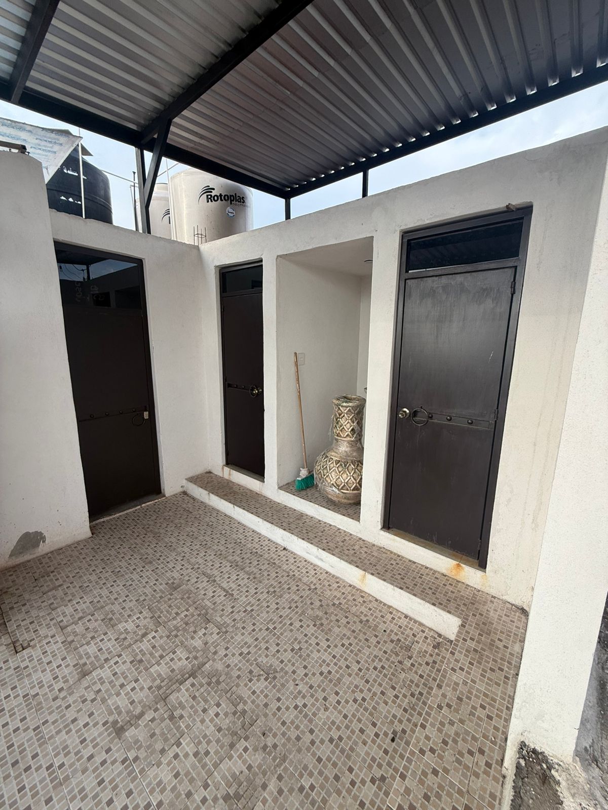 CASA EN VENTA/RENTA EN SANTA MARIA DE GUIDO, MORELIA
