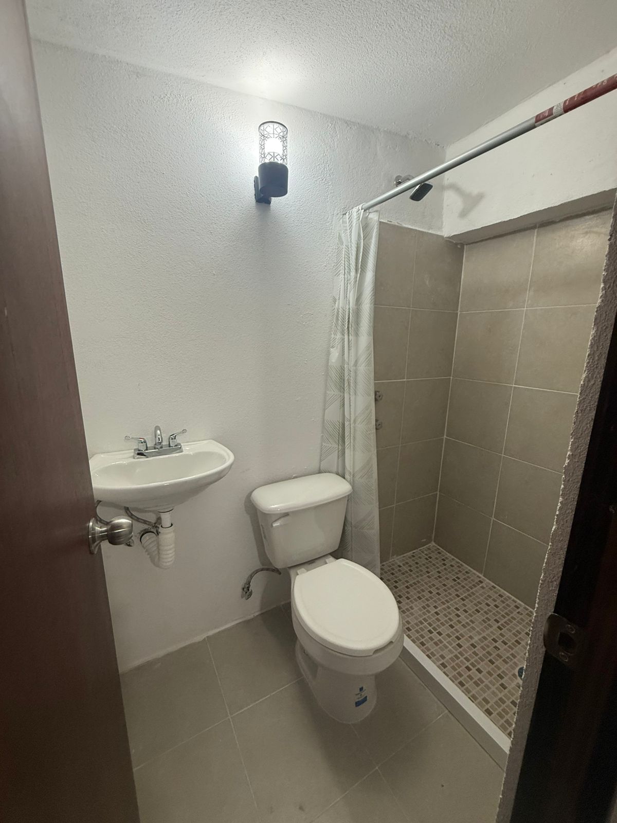 CASA EN VENTA/RENTA EN SANTA MARIA DE GUIDO, MORELIA