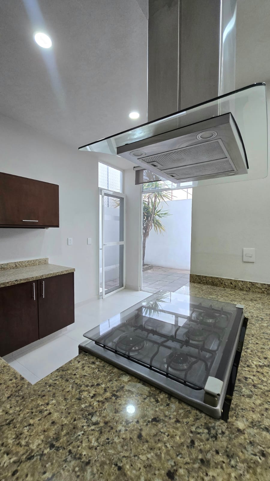 CASA EN VENTA EN MISION DE LA MONTAÑA, MORELIA