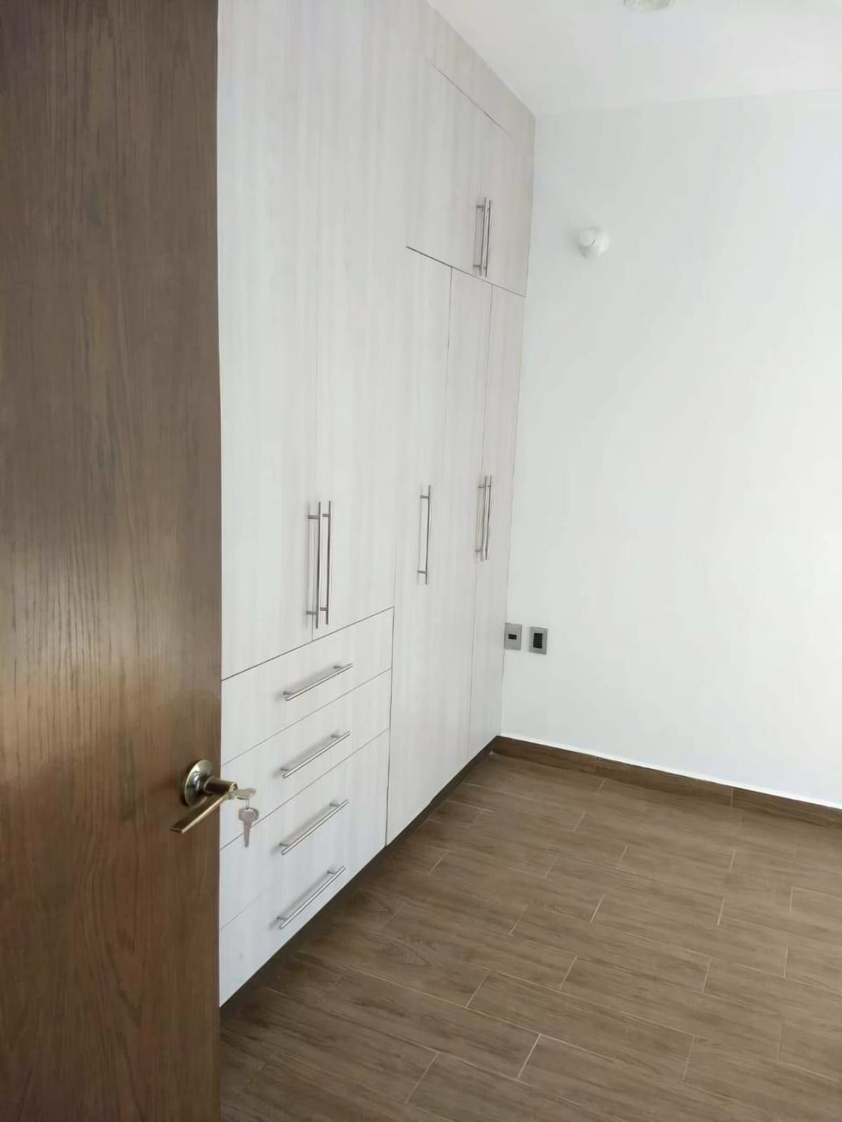 CASA EN VENTA EN PASEO DEL PARQUE TRES MARIAS, MORELIA