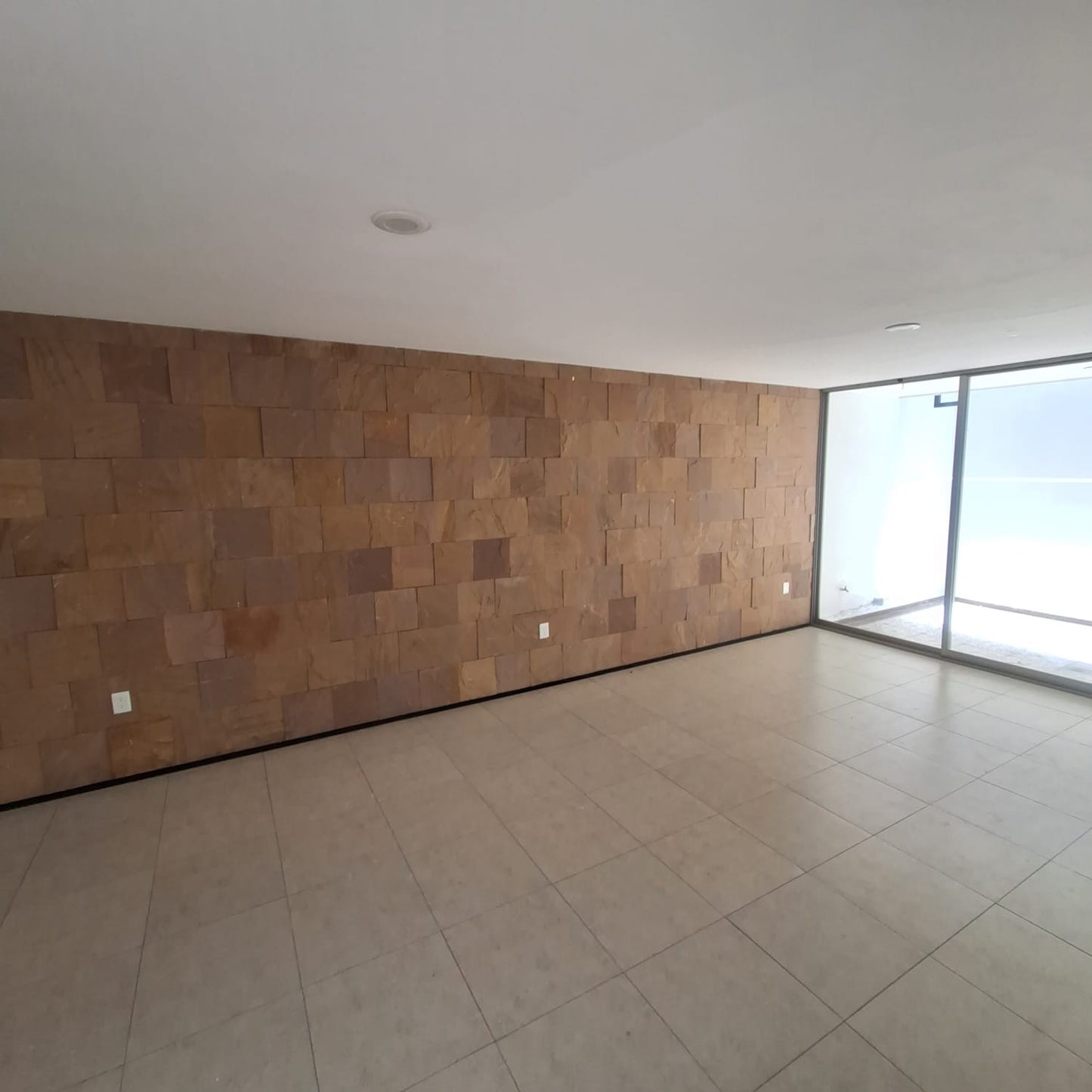 CASA EN RENTA EN ALTOZANO, MORELIA