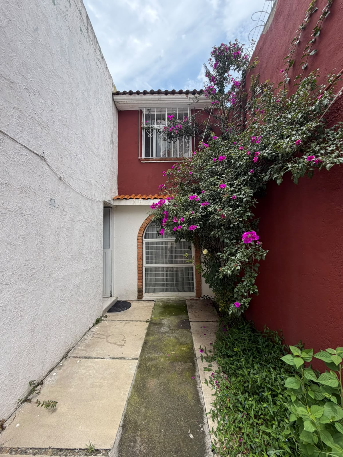 CASA EN VENTA EN FELIX IRETA, MORELIA