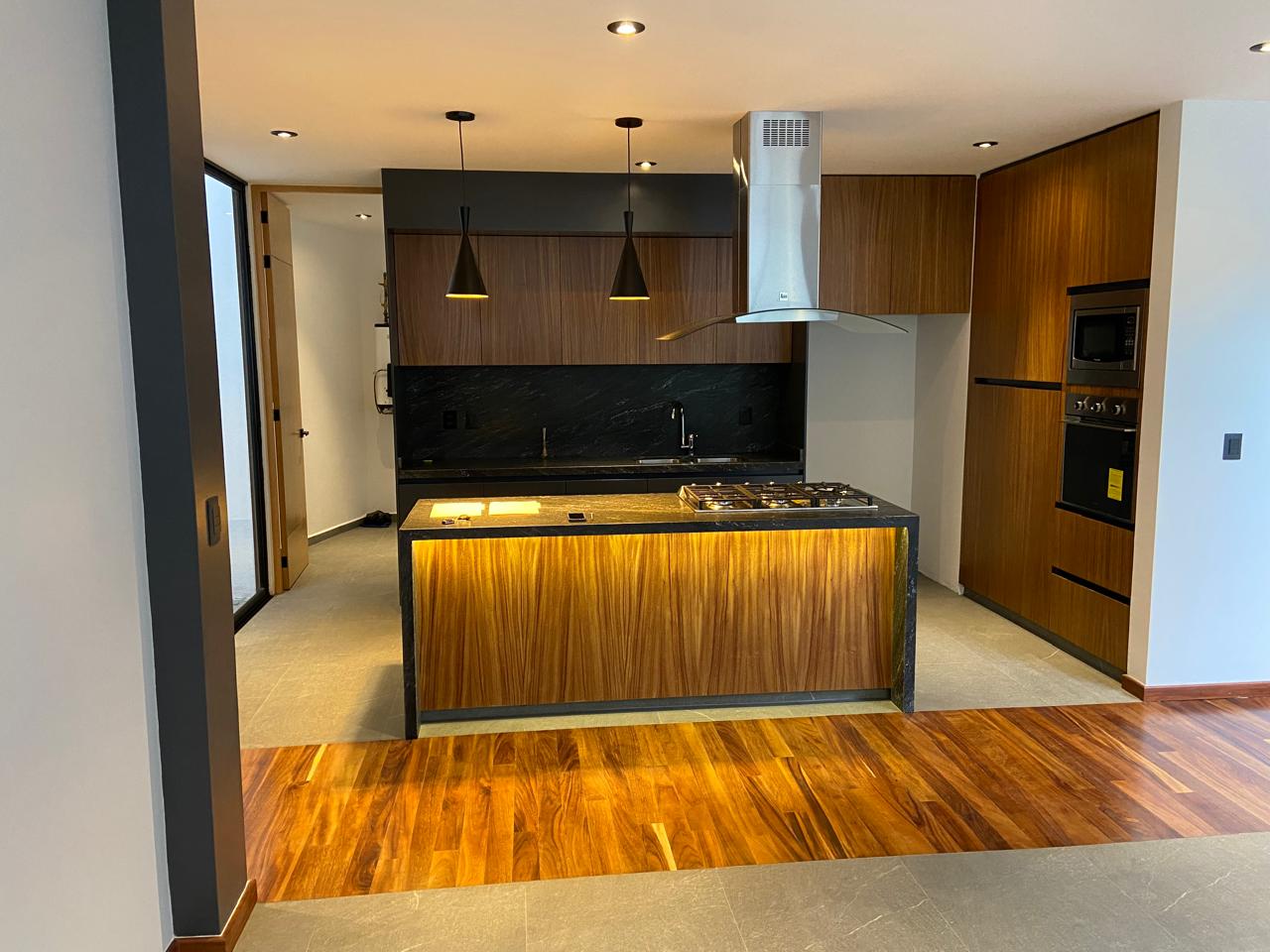 CASA EN VENTA EN EL PINAR ALTOZANO, MORELIA