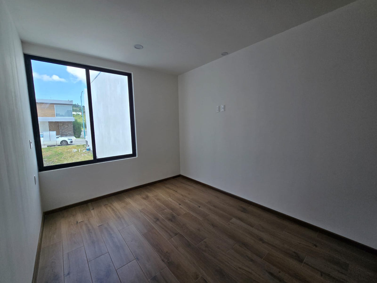 CASA EN PREVENTA EN CAÑADAS DEL BOSQUE TRES MARIAS, MORELIA