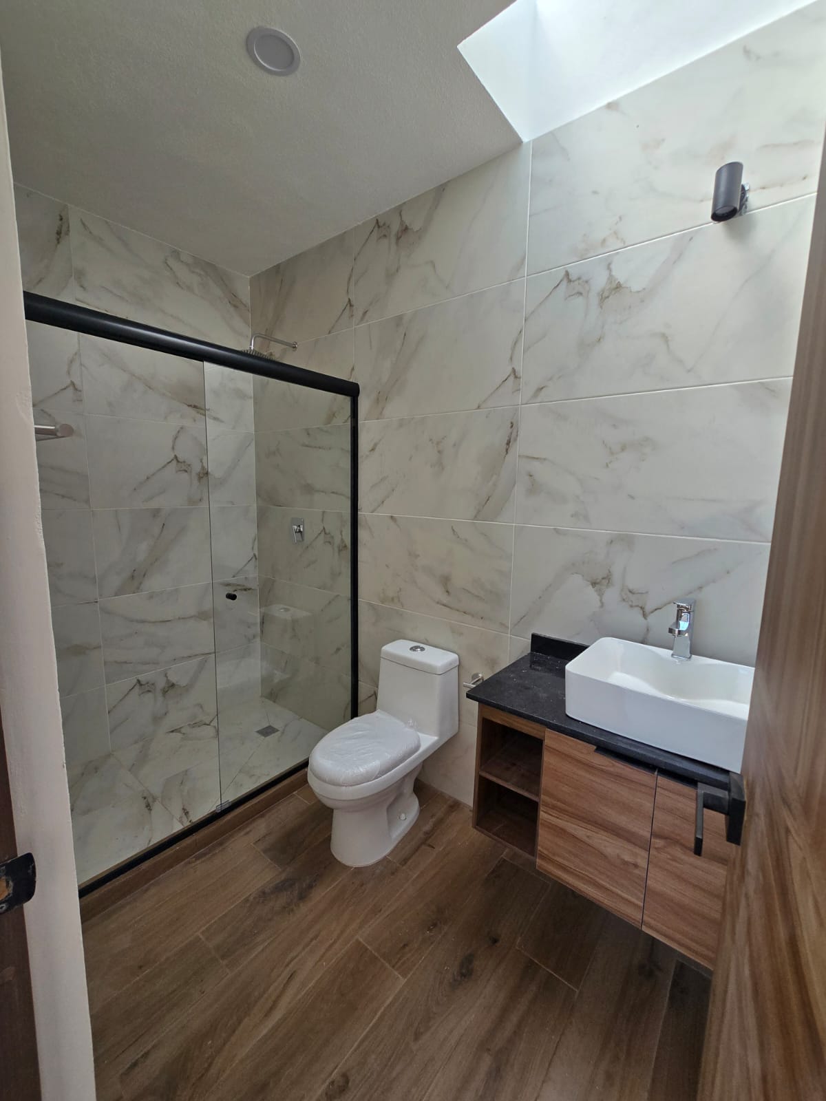CASA EN PREVENTA EN CAÑADAS DEL BOSQUE TRES MARIAS, MORELIA