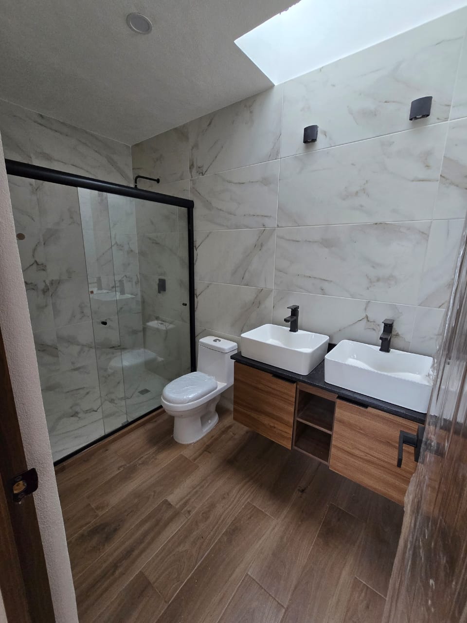 CASA EN PREVENTA EN CAÑADAS DEL BOSQUE TRES MARIAS, MORELIA