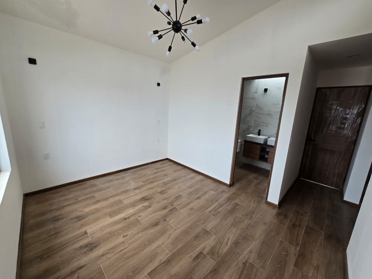 CASA EN PREVENTA EN CAÑADAS DEL BOSQUE TRES MARIAS, MORELIA