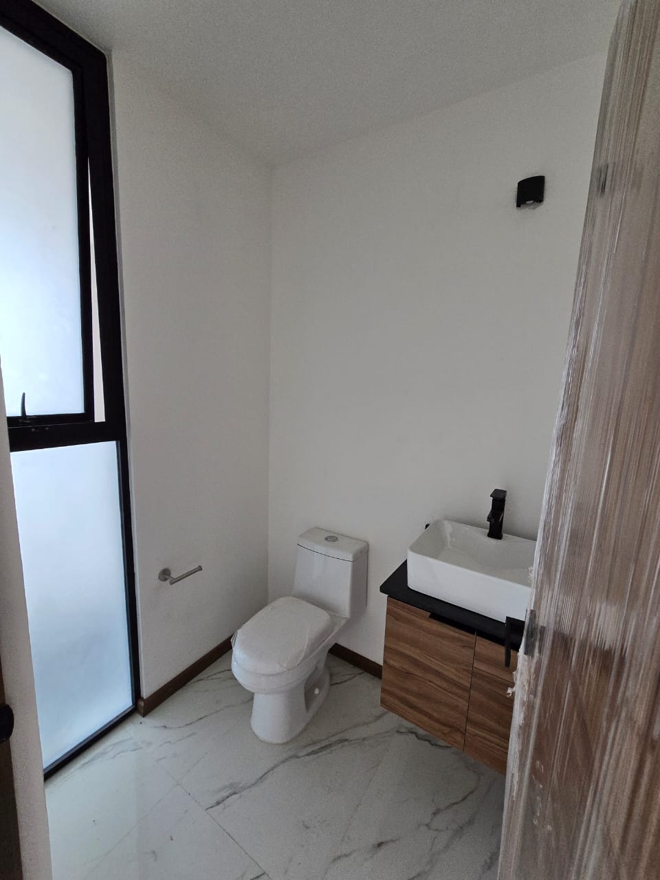 CASA EN PREVENTA EN CAÑADAS DEL BOSQUE TRES MARIAS, MORELIA
