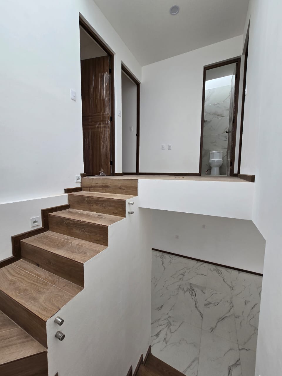 CASA EN PREVENTA EN CAÑADAS DEL BOSQUE TRES MARIAS, MORELIA