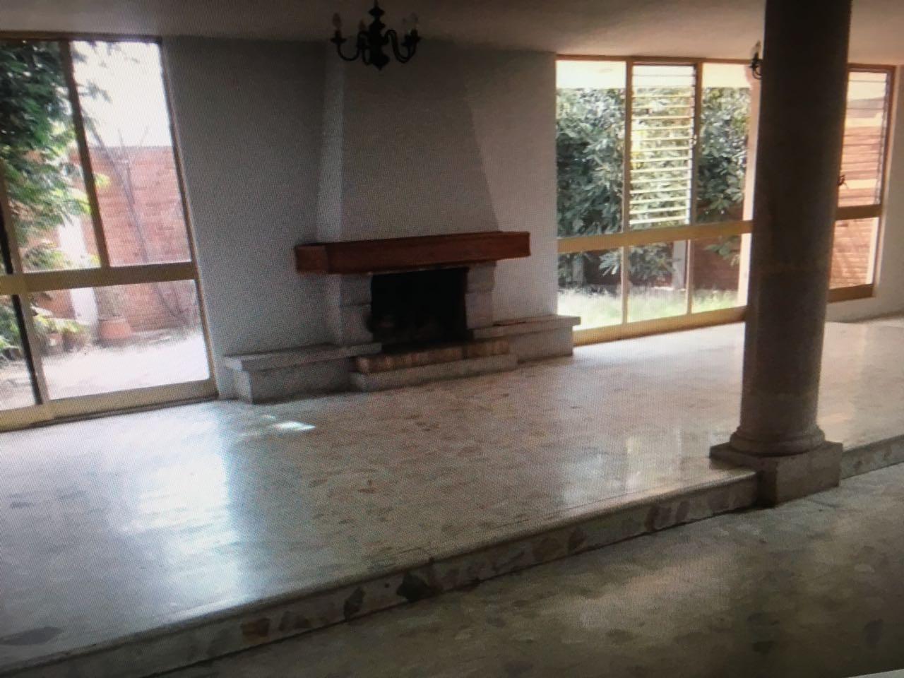 PROPIEDAD EN RENTA SOBRE EL BVLD GARCIA DE LEON, MORELIA