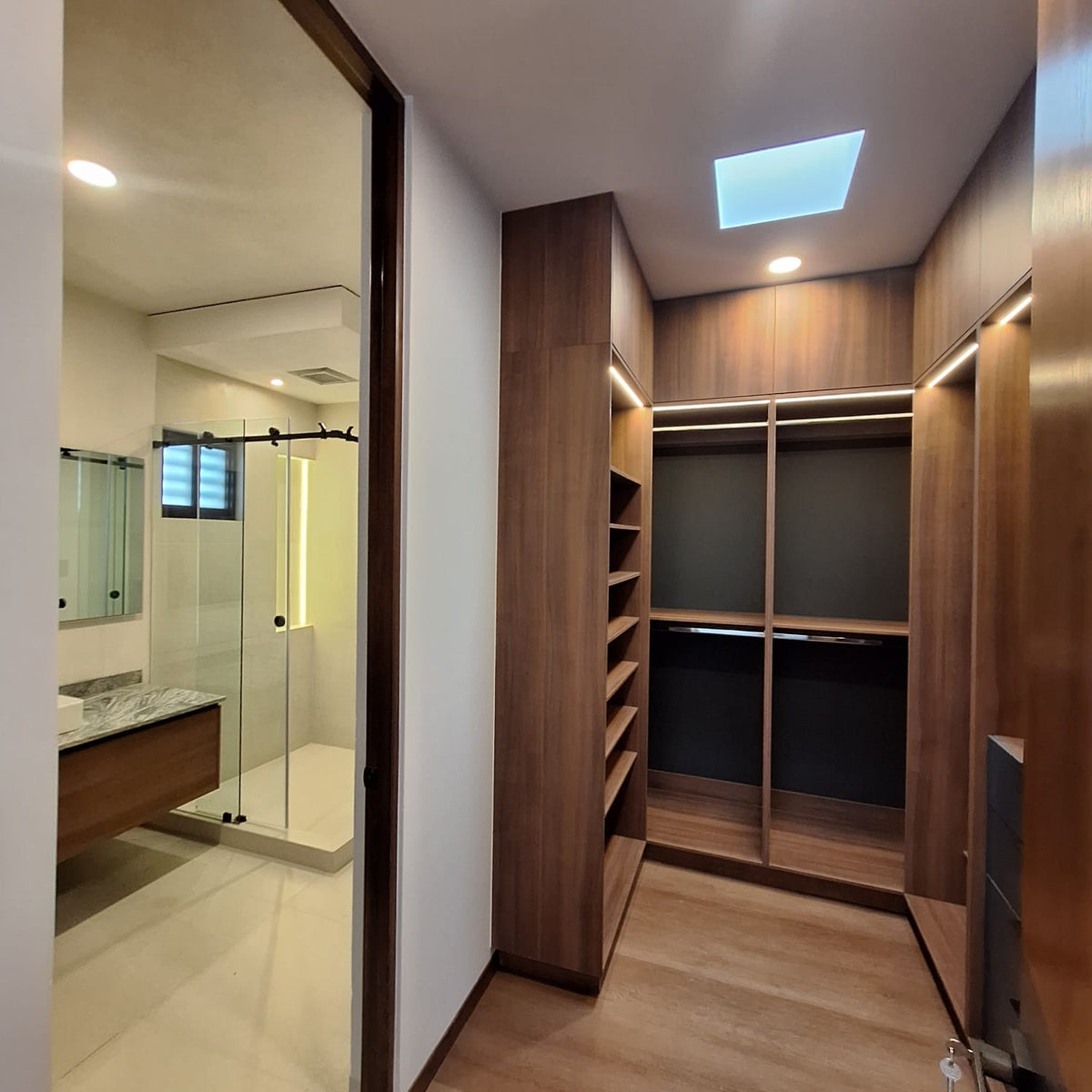 CASA EN VENTA EN MIRLOS ALTOZANO, MORELIA