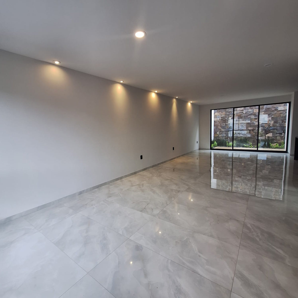 CASA EN VENTA EN MIRLOS ALTOZANO, MORELIA
