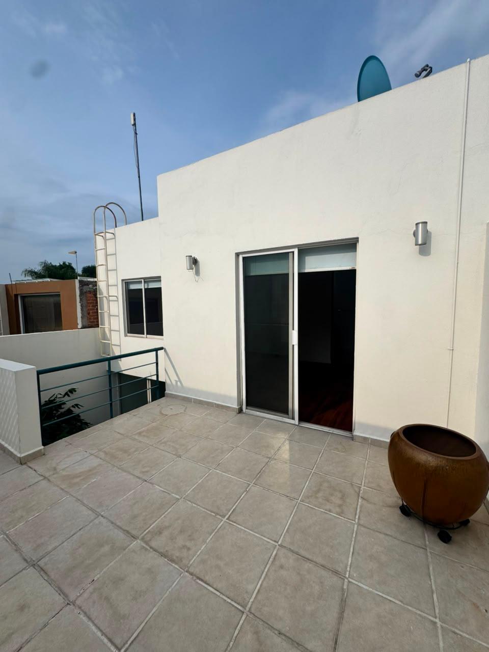 CASA EN RENTA EN RINCON DE LA MONTAÑA, MORELIA