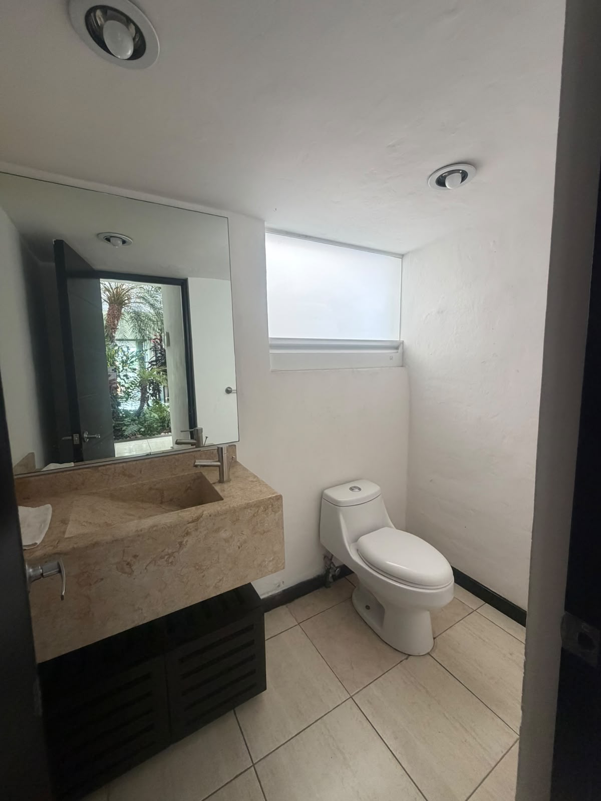 CASA EN RENTA CERCA DE LA GLORIETA DEL PAPA JUAN PABLO II, MORELIA