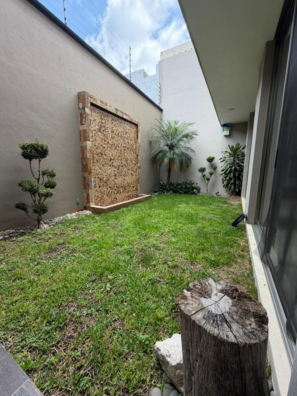 CASA EN VENTA EN RINCON DEL CIELO ALTOZANO, MORELIA