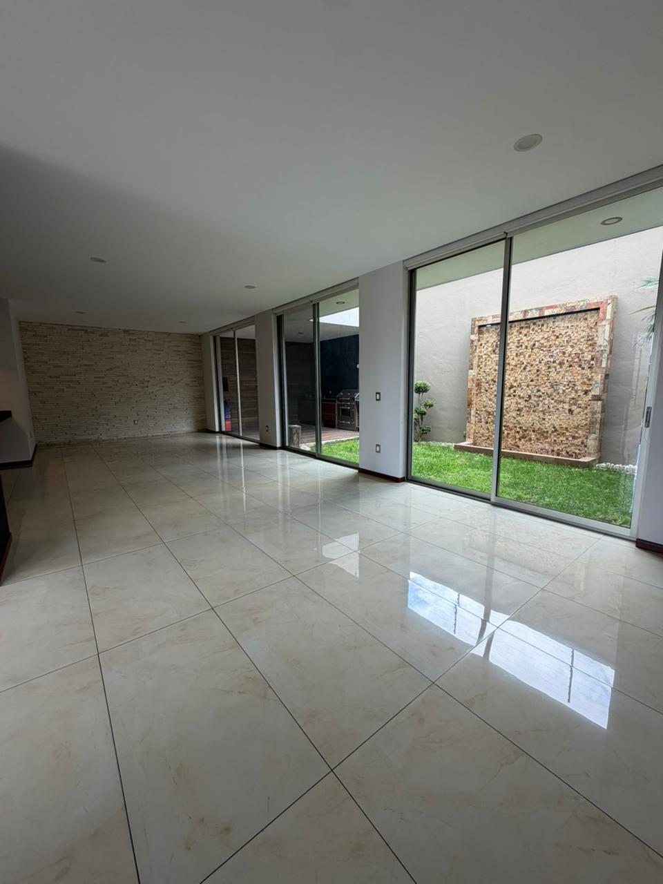 CASA EN VENTA EN RINCON DEL CIELO ALTOZANO, MORELIA