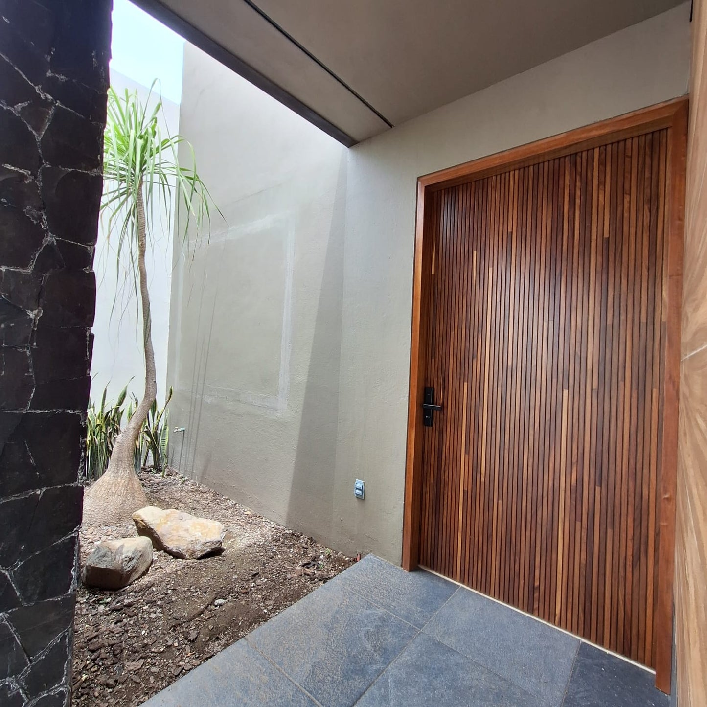 CASA RESIDENCIAL EN VENTA EN LOMAS DE LAS AMERICAS, MORELIA