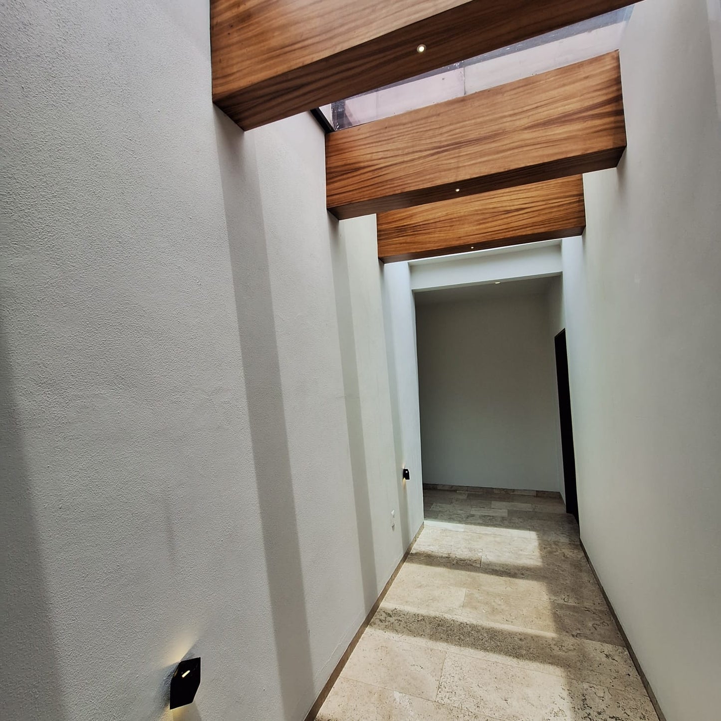 CASA RESIDENCIAL EN VENTA EN LOMAS DE LAS AMERICAS, MORELIA