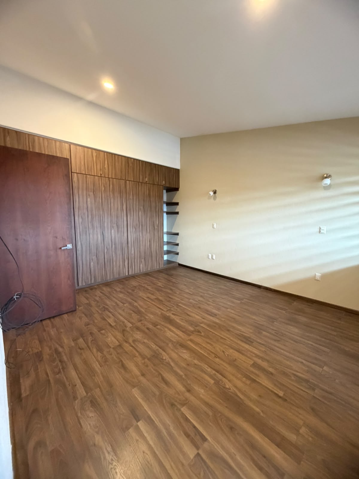 CASA EN VENTA EN CLUB Y DENTRO DEL CAMPO DE GOLF ALTOZANO, MORELIA