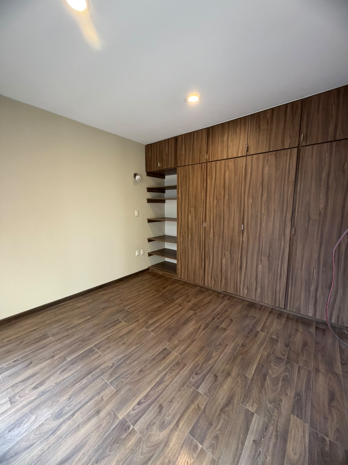 CASA EN VENTA EN CLUB Y DENTRO DEL CAMPO DE GOLF ALTOZANO, MORELIA