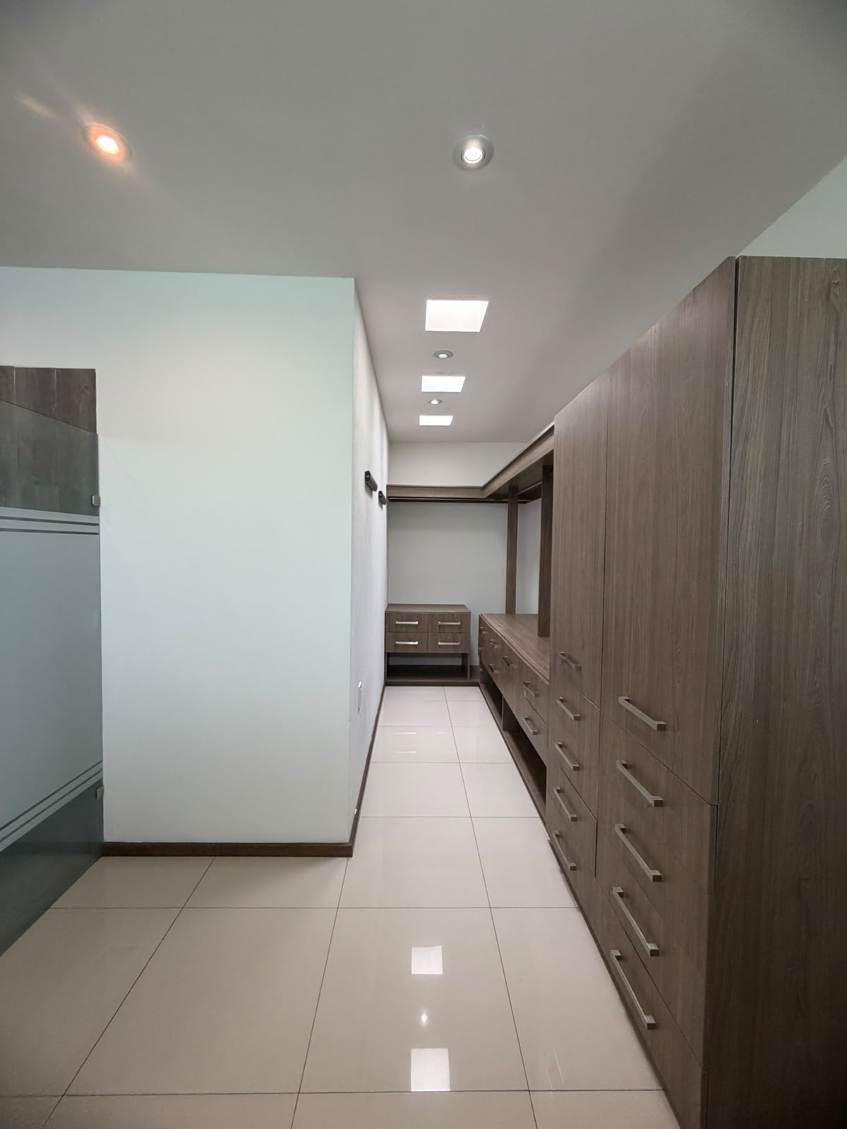 CASA EN VENTA/RENTA EN PUERTA TRES MARIAS SUR, MORELIA