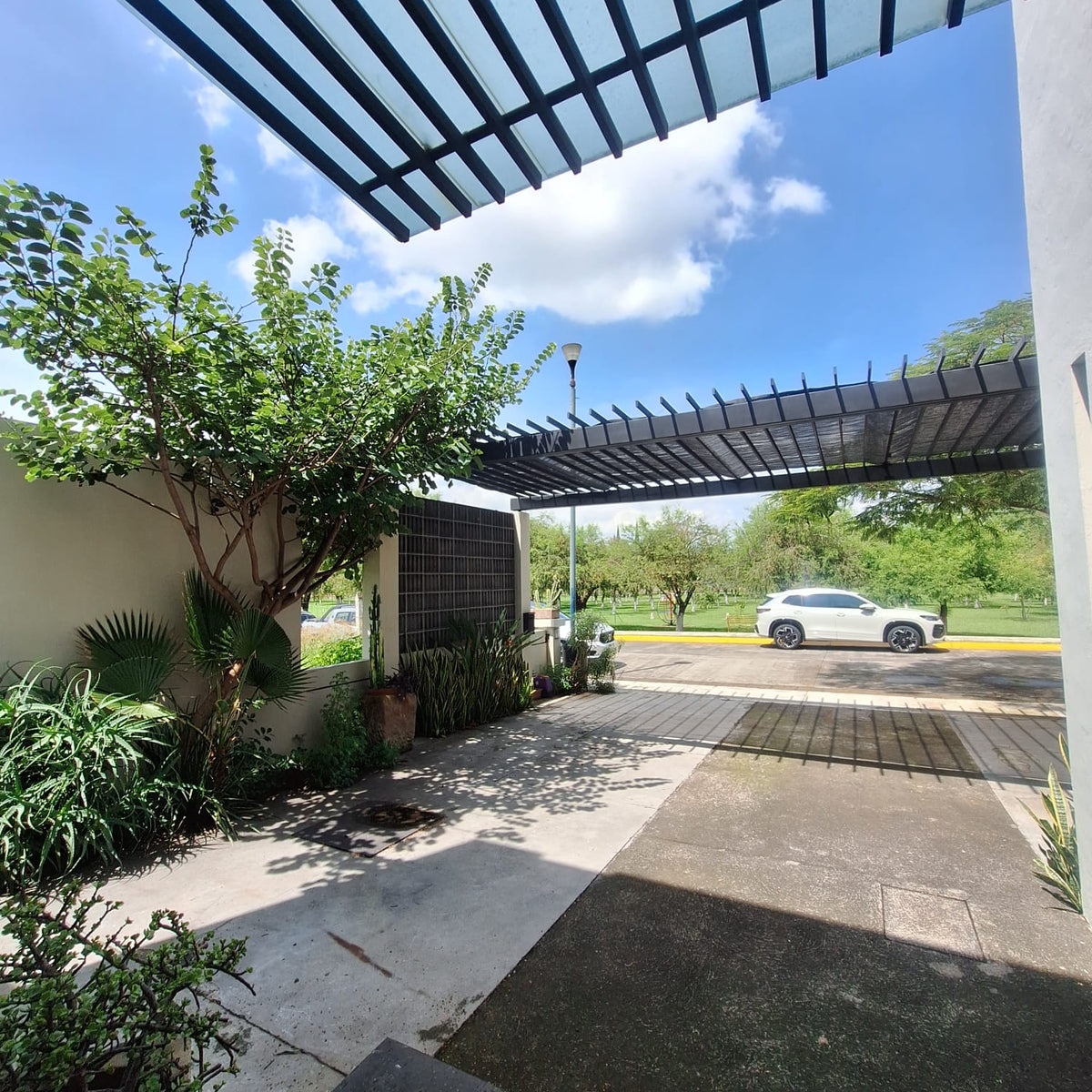CASA EN VENTA EN HACIENDA DEL VALLE, MORELIA