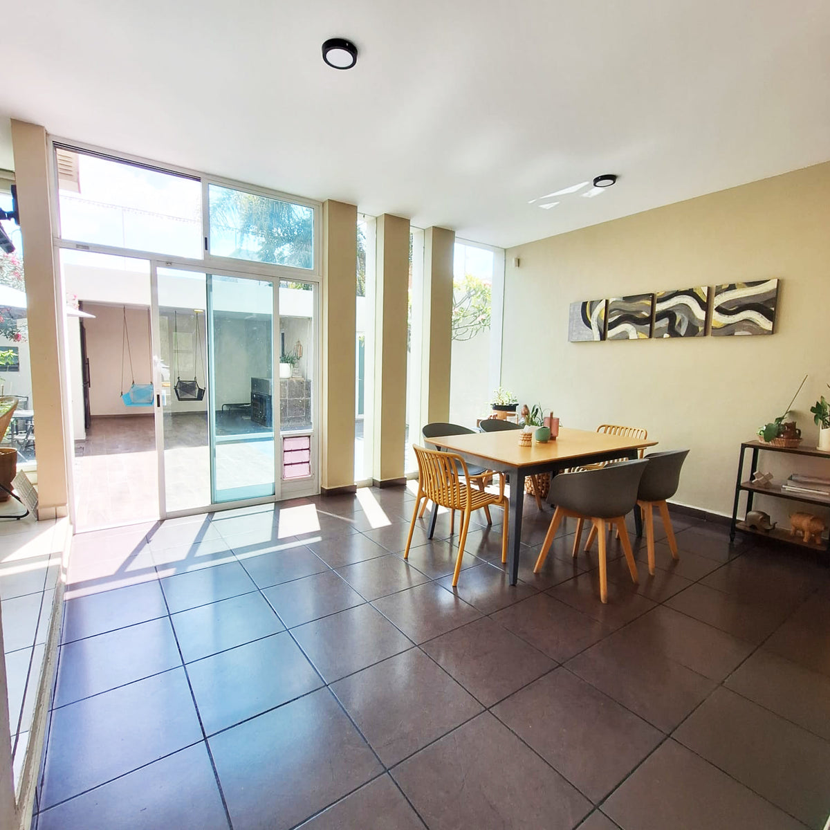 CASA EN VENTA EN HACIENDA DEL VALLE, MORELIA