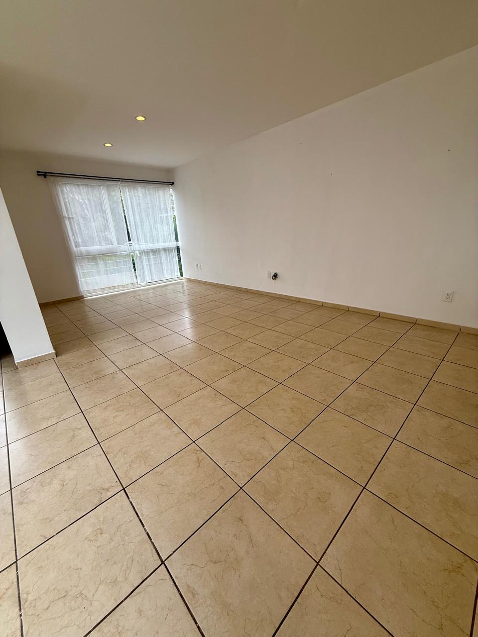 CASA EN RENTA EN VISTAS ALTOZANO, MORELIA