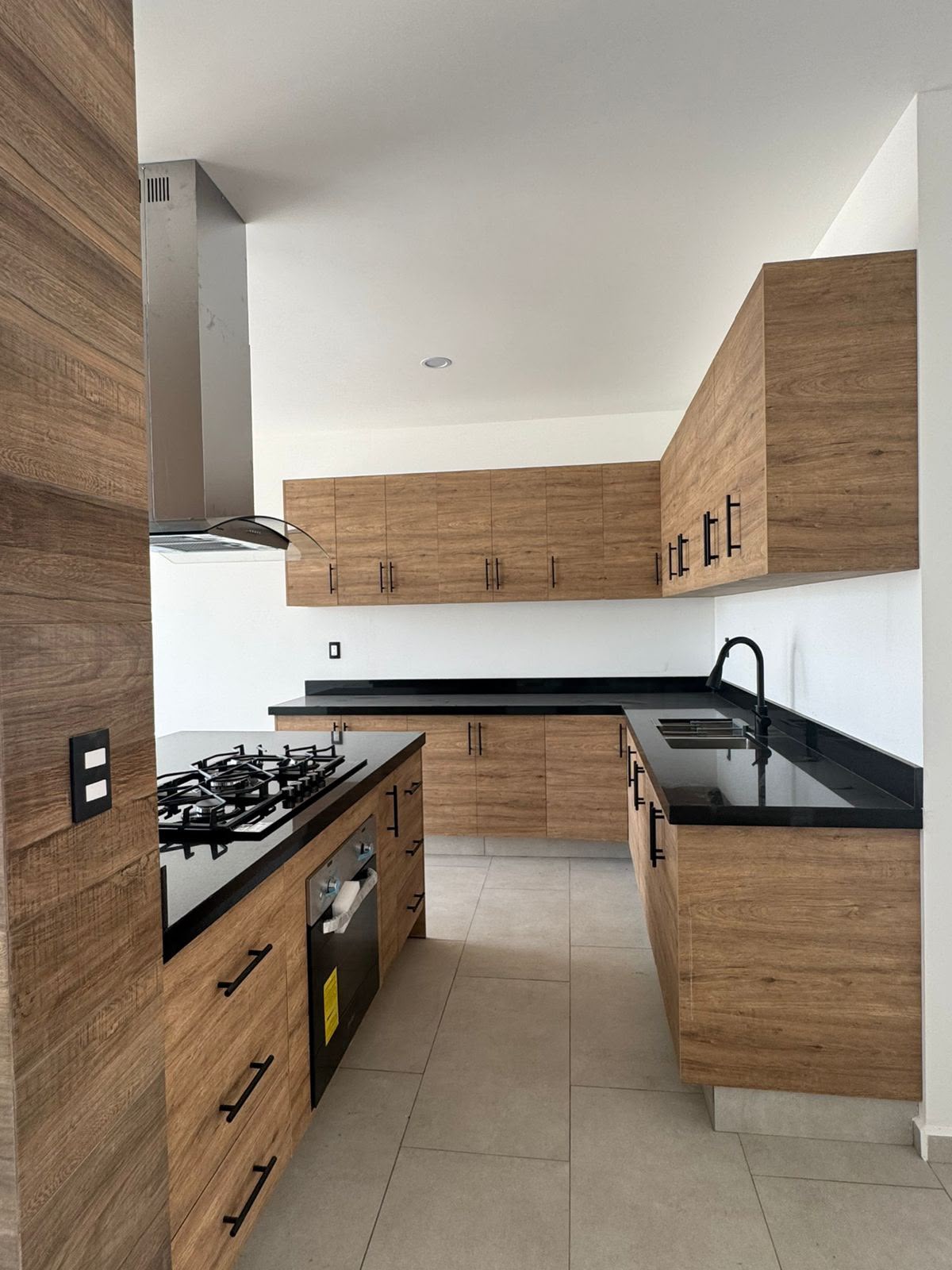 CASA EN VENTA EN LOMALTA TRES MARIAS, MORELIA