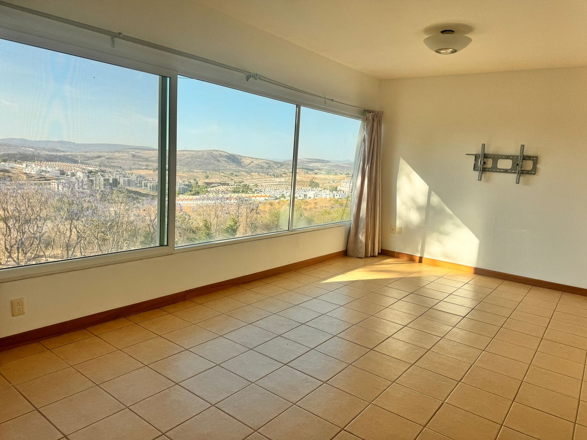 DEPARTAMENTO EN RENTA EN BOSQUES TRES MARIAS, MORELIA