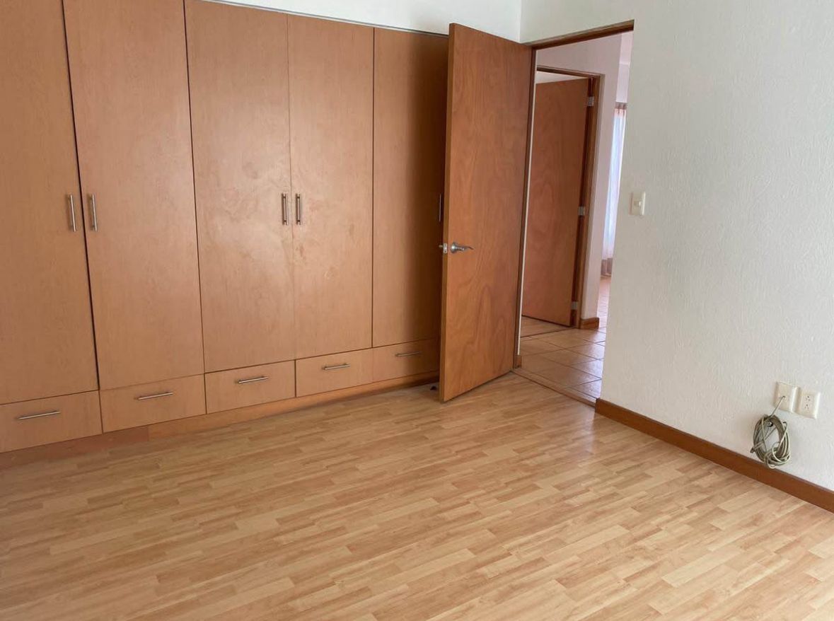 DEPARTAMENTO EN RENTA EN BOSQUES TRES MARIAS, MORELIA