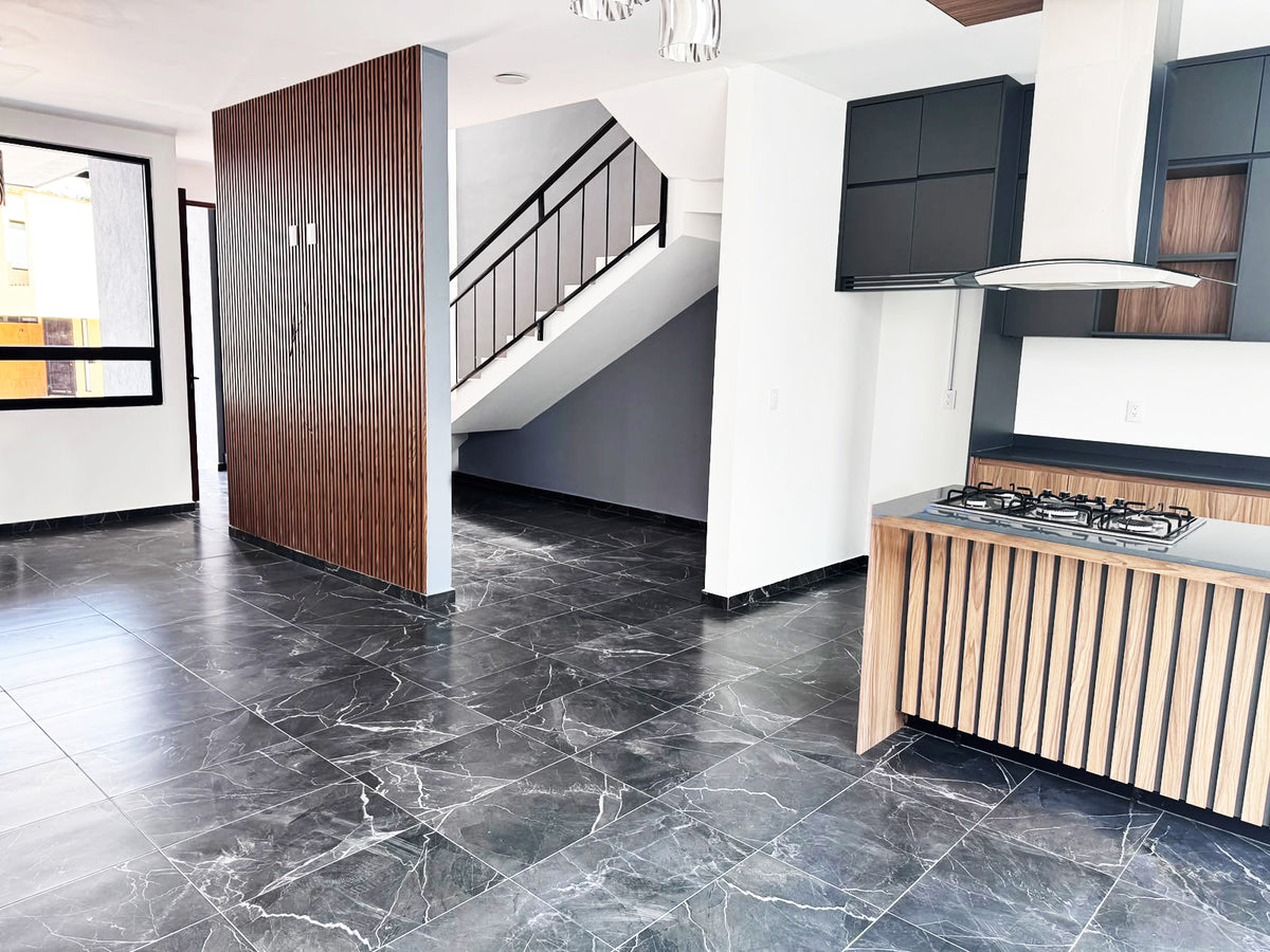 CASA EN VENTA EN CAÑADAS DEL BOSQUE TRES MARIAS, MORELIA