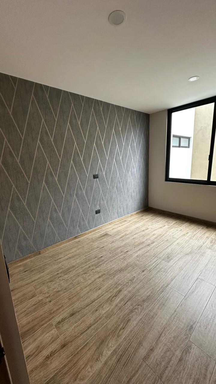 CASA EN VENTA SOBRE CALZADA LA HUERTA, MORELIA