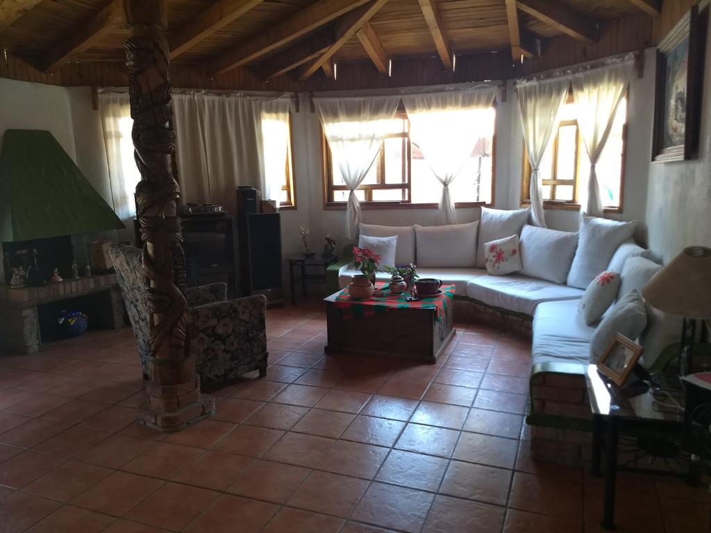 CASA EN VENTA EN ANTIGUA CARRETERA A PATZCUARO, MICH