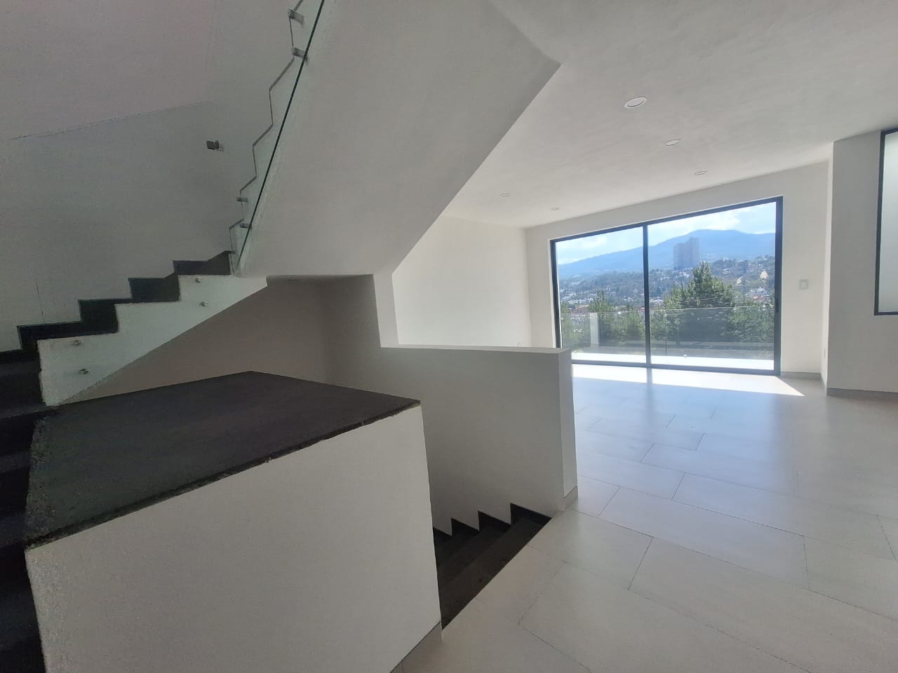 CASA EN VENTA EN RINCON DE LA MONTAÑA, MORELIA