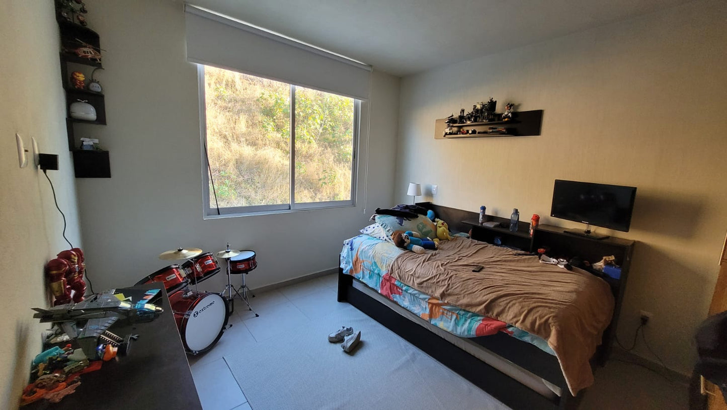 CASA EN VENTA EN BOSQUES TRES MARIAS, MORELIA