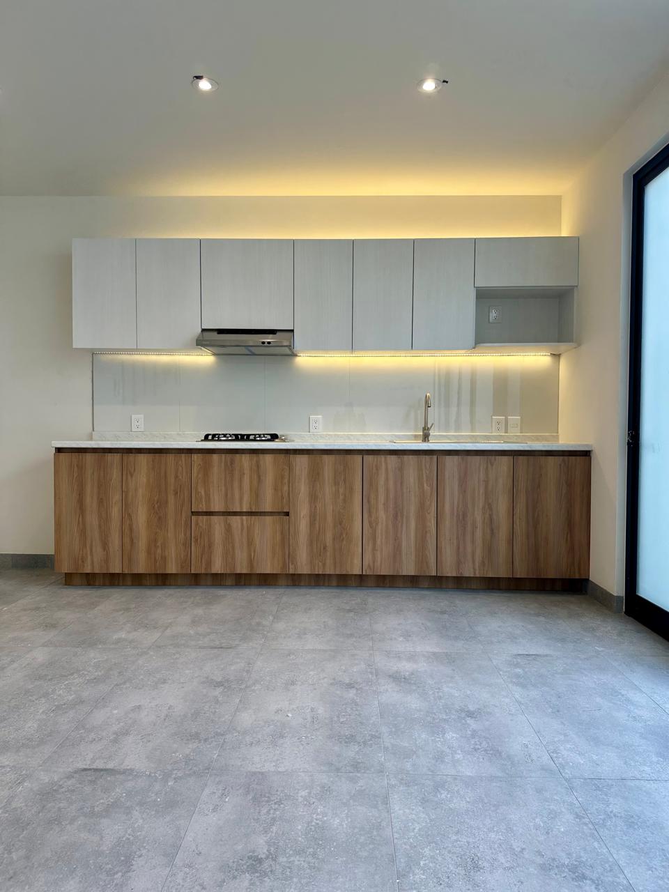 CASA EN VENTA EN PUERTA TRES MARIAS NORTE, MORELIA