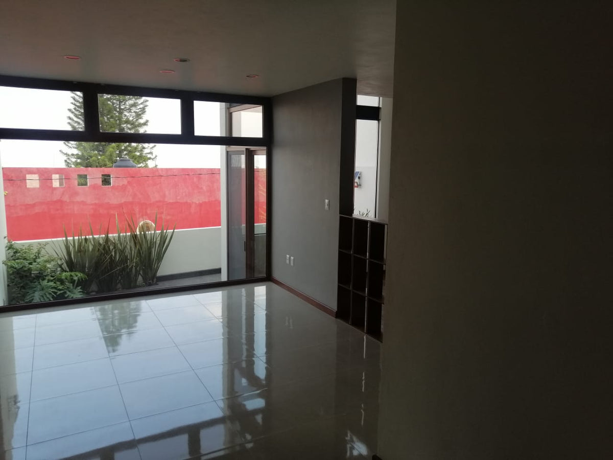CASA EN VENTA EN VISTA BELLA, MORELIA
