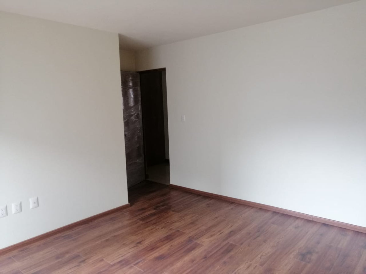 CASA EN VENTA EN VISTA BELLA, MORELIA