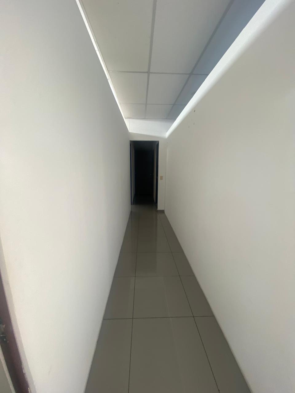LOCAL COMERCIAL EN RENTA EN AVENIDA ACUEDUCTO, MORELIA