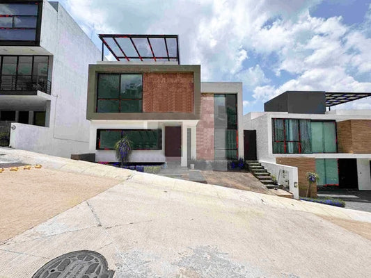 CASA EN RENTA EN LINDAVISTA TRES MARIAS, MORELIA